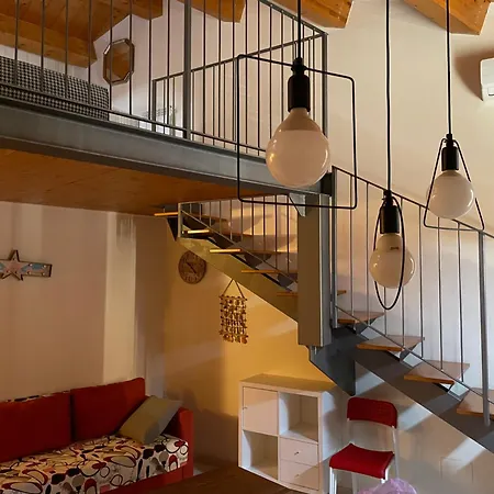 Tra Il Centro E Il Mare 세니갈리아